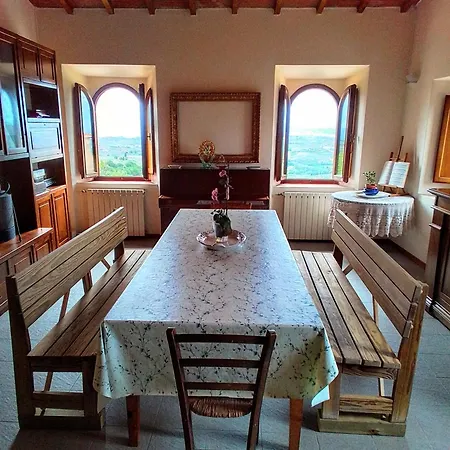 Poderino La Noce Guest house